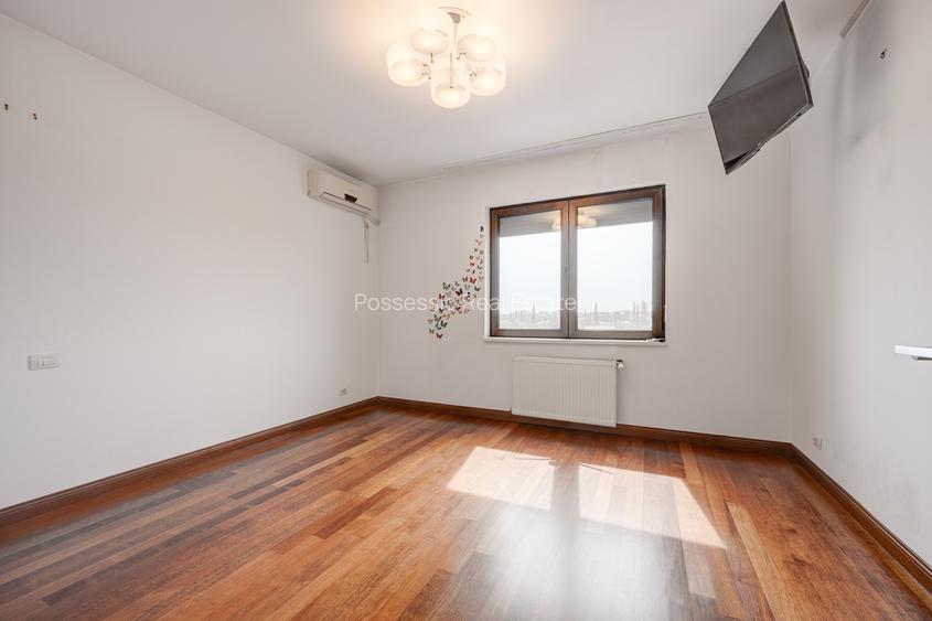 Soseaua Sisesti -  6 camere, 242 mp –2 parcari--Comision 0% - 2