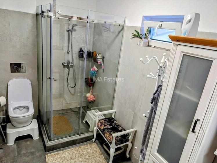 Vila S+P+E+pod, parc-metrou Bazilescu-5minute,5 camere, teren 340 - 12