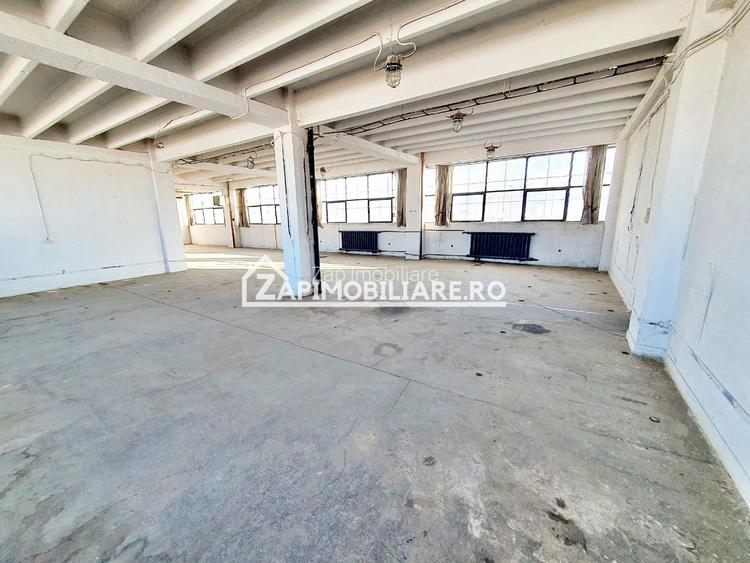 Birouri de 15mp.spatiu 288mp.depozit 280mp.hală 2.000 mp. - 3