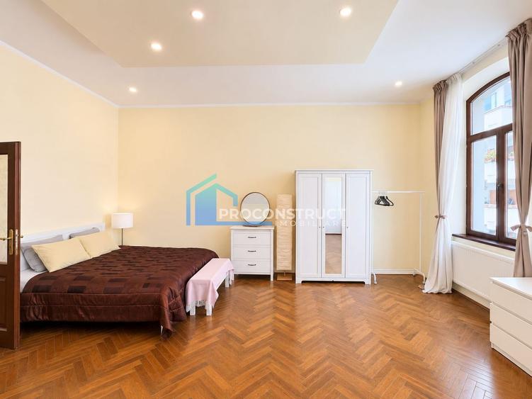 Apartamet 2 cam renovat, ultracentral, parcare privata, comision 0