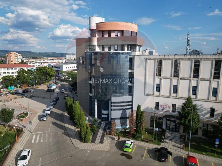 Spațiu de 134 mp la etajul 6, zonă ultracentrală - 6