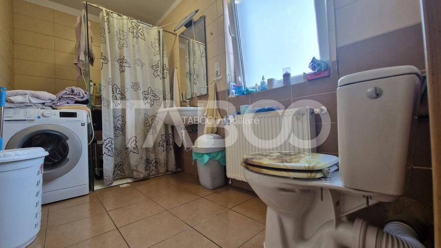 Casa individuala 4 camere cu teren generos si terasa inchisa Selimbar - 12