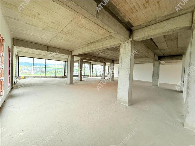 Spatiu comercial si birouri de vanzare in Sibiu zona Shopping City - 2