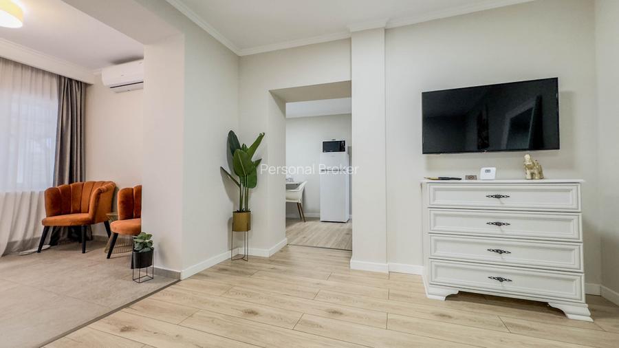 Casa cu 3 Apartamente - Zona Sagului(Shopping City) - 0% COMISION  - 9