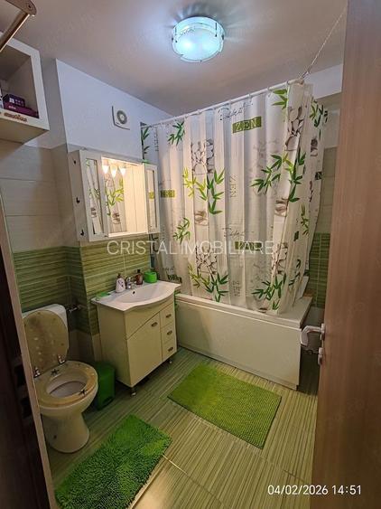 Apartament 3 camere bloc nou, 2 bai, parcare, centrala, 10 min metrou - 10