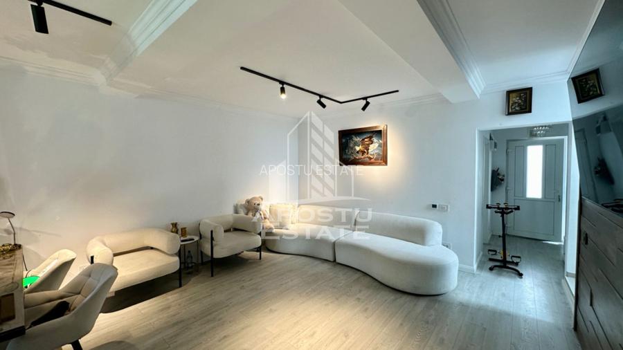 Jumatat de duplex cu 5 camere de vanzare in Dumbravita - 4