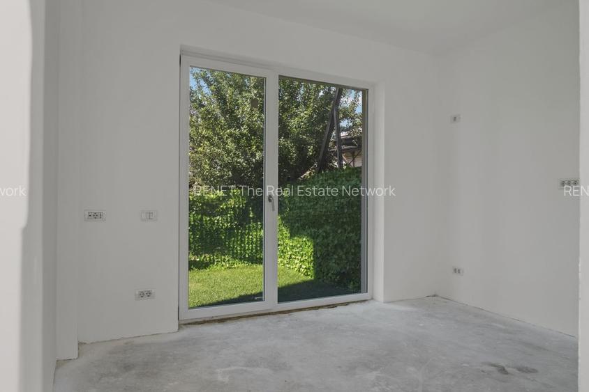 Vila sector 1 - 300mp - P+2+M - 11 camere - Chitila - 6