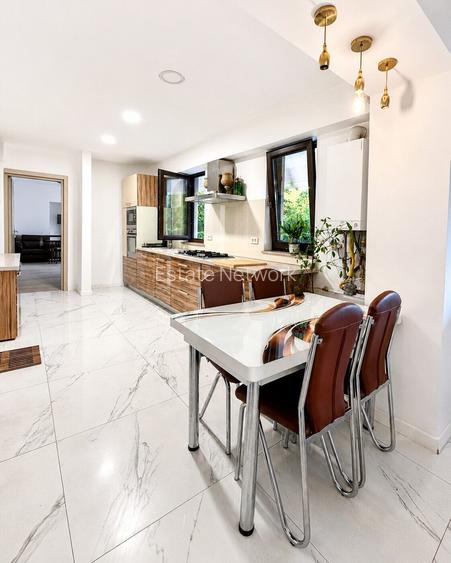 Apartament configurabil 4 camere, 127 mp utili + curte 139 mp + 4 parcari - 10