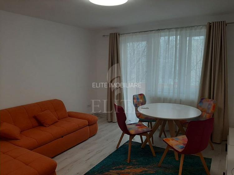 Apartament 3 camere în zona GHEORGHENI - 2