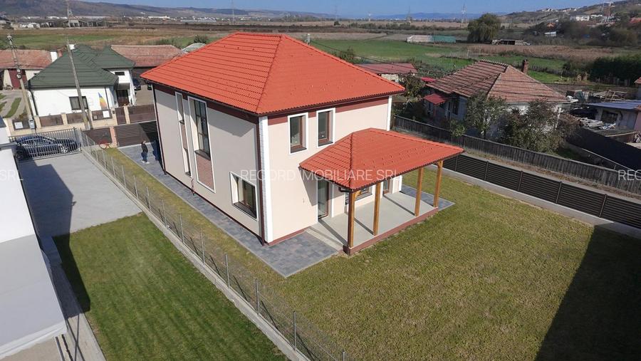 Casa individuala 5 cam P+E, sup.utila 152 mp, teren 601 mp Apahida - 2