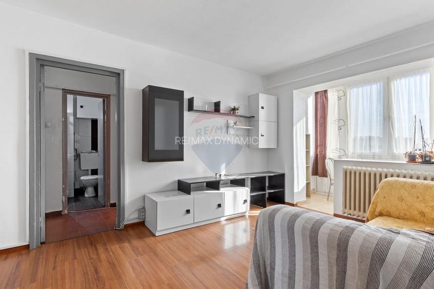 Apartament cu 3 camere de inchiriat- zona Vlaicu - 3