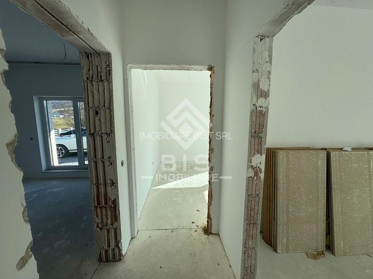 Casă parter – 166 mp construiți – teren 636 mp - 10