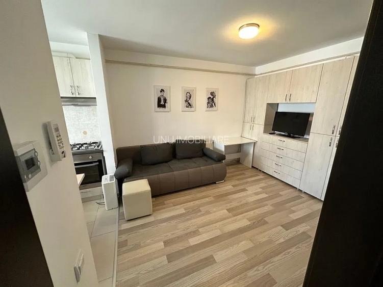 Apartament cu 2 camere - zona Bucsinescu - 4