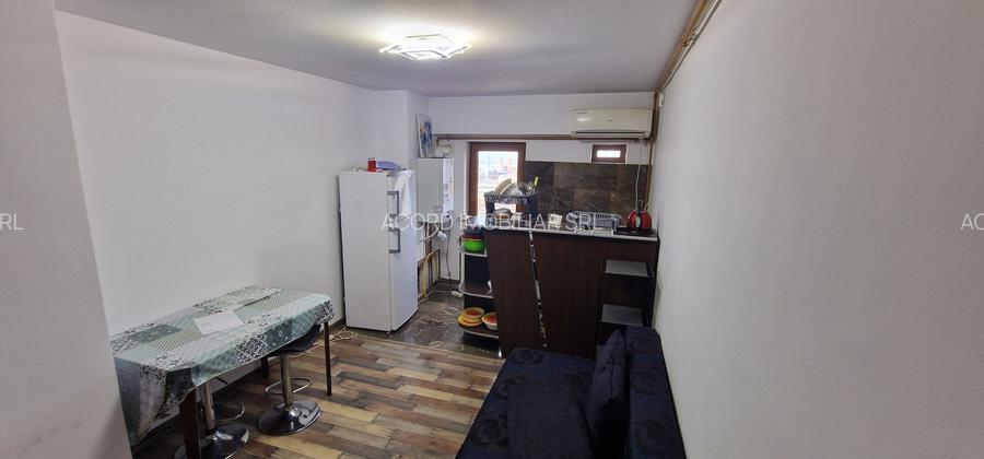 Doua camere comfort maxim, zona Gara. - 13