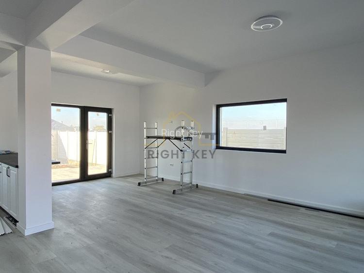 Casa individuala 4 cam, 120mpu, pompa caldura, panouri! Comision 0% - 3