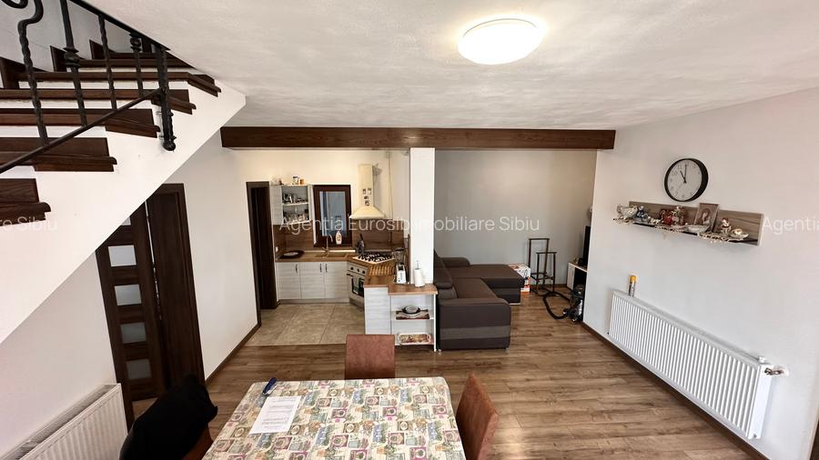 Casa tip vila constructie noua in Sacel, Sibiu teren 866 mp mobilata si utilata - 16