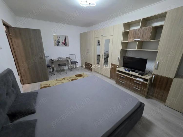 Garsonieră decomandată, parter înalt, mobilată complet, zonă liniștită Vitan - 4