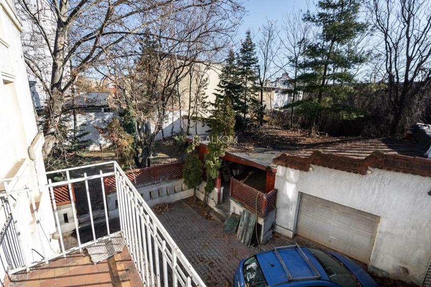 Vila 16 Camere de vanzare Unirii Primaria Sector 3 - 14