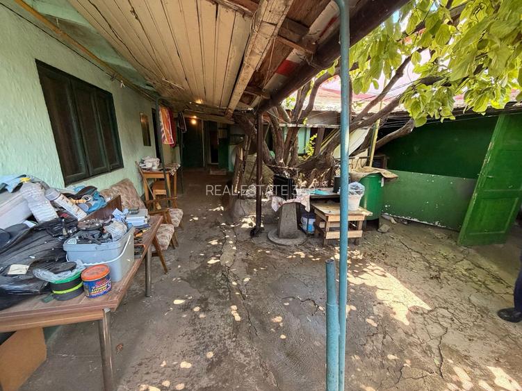 URGENT!, CASA LA PRET DE APARTAMENT, singur curte,, NEGOCIABIL - 2