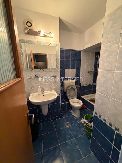 bd. Unirii colt cu Traian - apartament 4 camere foarte spatios - 10