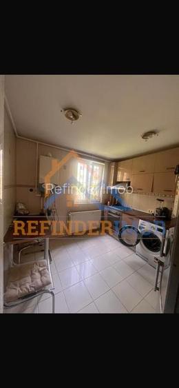 Apartament de vanzare cu 2 camere, zona Titan - Metrou 1 Decembrie 1918 - 3