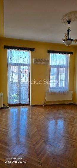 Vnd apartament în vilă zonă centrală - 4