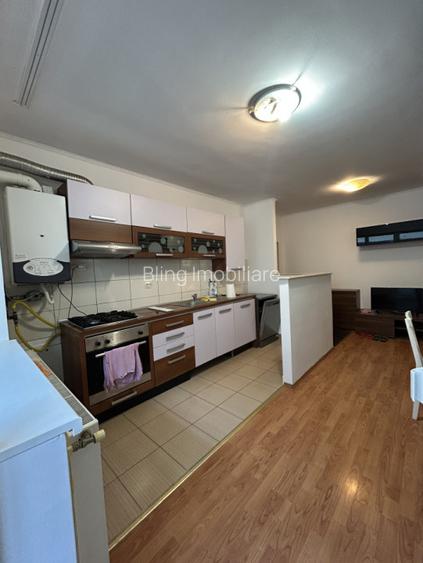 Apartament cu 3 camere, 60 mp, parcare, balcon, zona Eroilor - 4