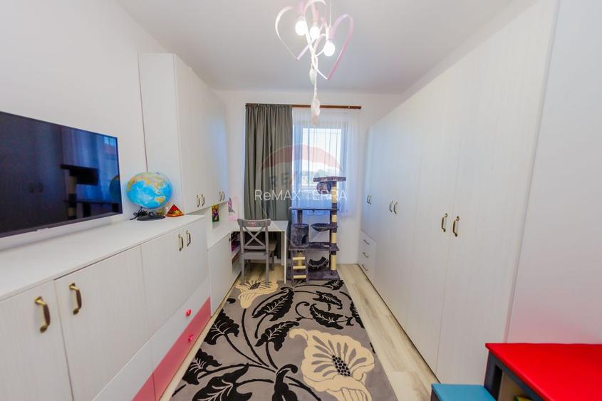 Casă super finisata de vanzare în sat Sasar / schimb cu Apartament - 26