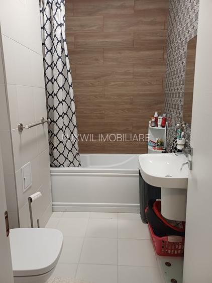 Închiriere ap. 2 camere, în bloc nou, zona Universității - 3