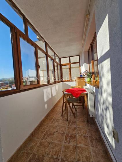 Apartament 3 camere + boxă de închiriat – Strada Carpați - 3