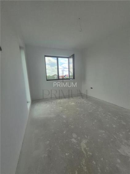 Duplex 3 dormitoare - 3 bai - bucatarie inchisa - Urseni - 12