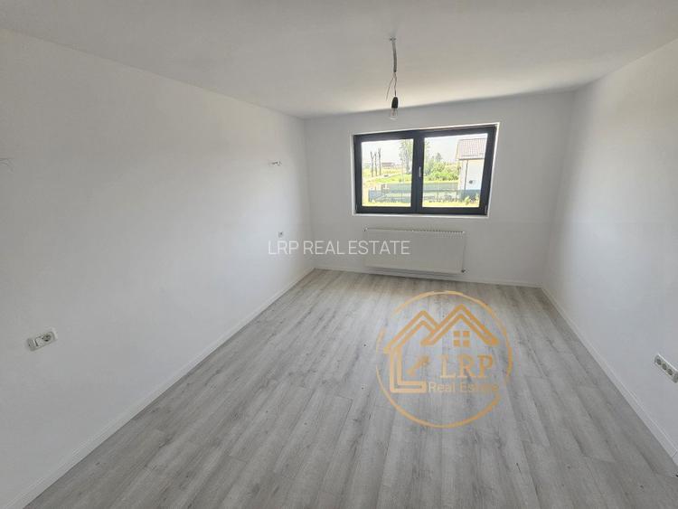 Dascalu-Vila 5 camere, 3 bai, 2 terase, 400mp teren - 9