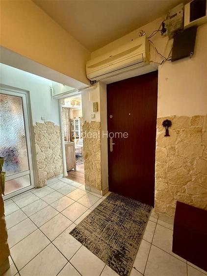 Gara - Bloc dupa 80 - 3 Camere Decomandat - Etaj Intermediar - 11