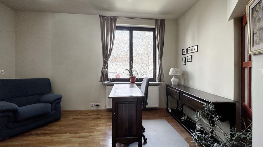 Proprietate cu suprafata generoasa | Zona AFI - 19