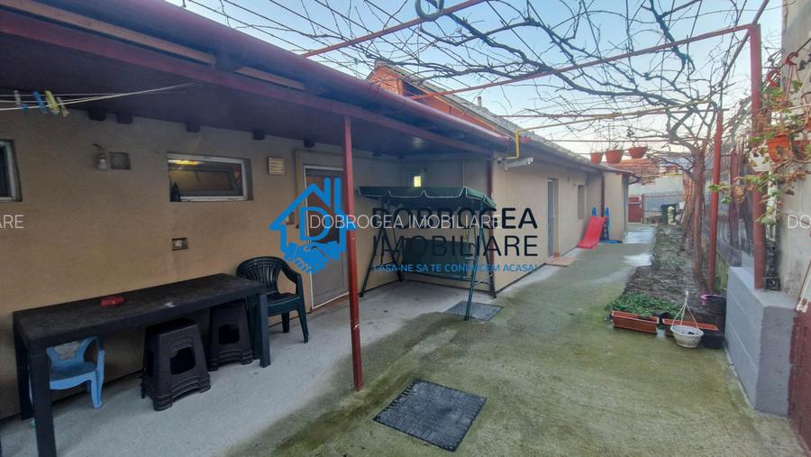 ZONA PODGORIILOR - CASA 3 CAMERE, SUPRAFATA 94 MP, CENTRALA GAZ - 12