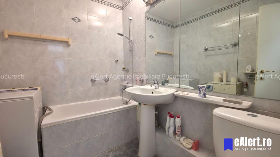 Prima inchiriere, 2 camere, str. Sfanta Vineri, Unirii, 63 mp, decomandat!