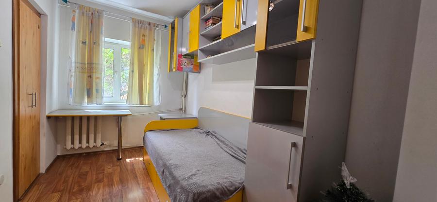 2 camere de vanzare ultracentral Focsani