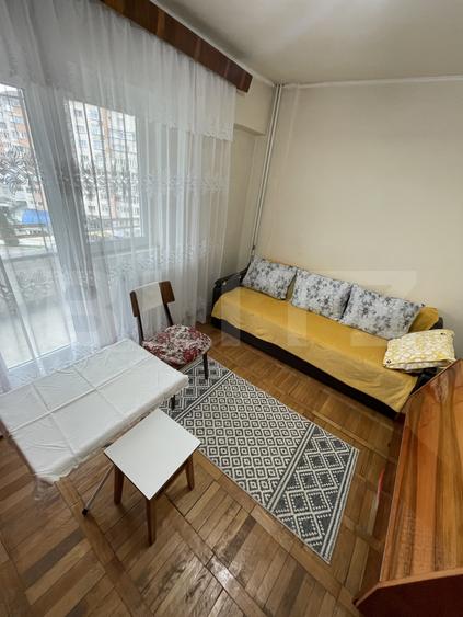 Apartament cu 2 camere, decomandat, zona George Enescu
