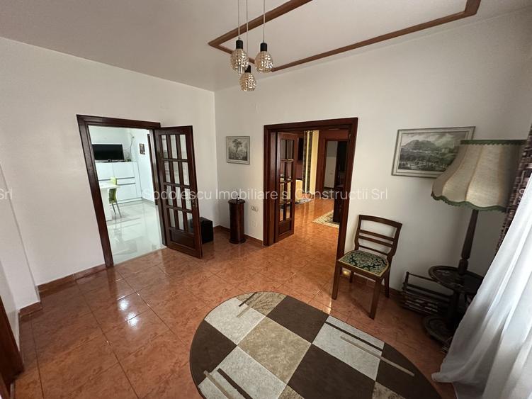 Apartament cu 3 camere în zona P-ta Unirii - 13