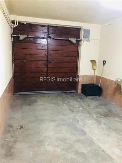 Casa individuala 5 Camere cu parcare doar pentru familii - 18