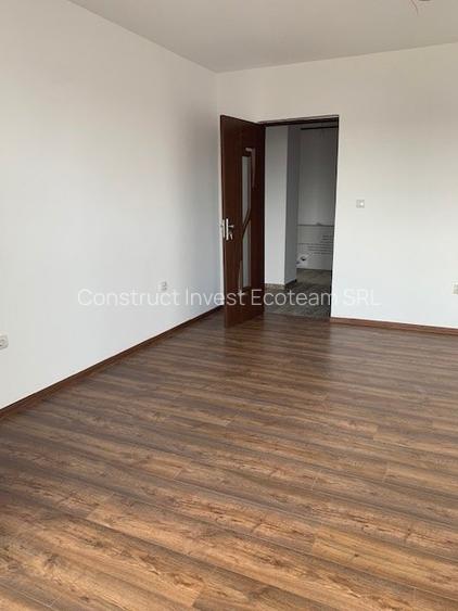 Apartament 2 camere Miroslava, 100 ml de statia de autobuz, str C-tin Langa 40 - 14