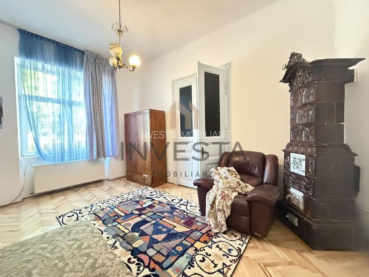 Casa cu 4 camere de inchiriat cu 2 locuri de parcare, zona 7 Strazi - 12