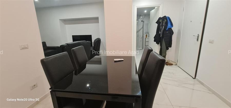 Ap. 2 camere central, zona Teatru, renovat - 7