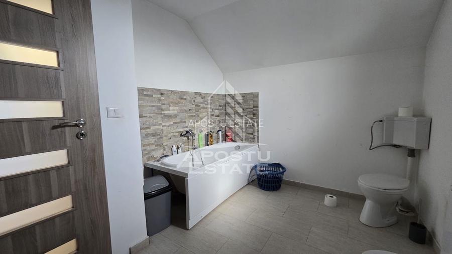 Casa individuala de vanzare, 4 camere, Sanmihaiu Roman, comision 0 - 12