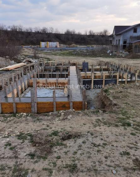 Cartier Midia Sat - Teren intravilan 400mp cu fundatie turnata -33.000euro - 7