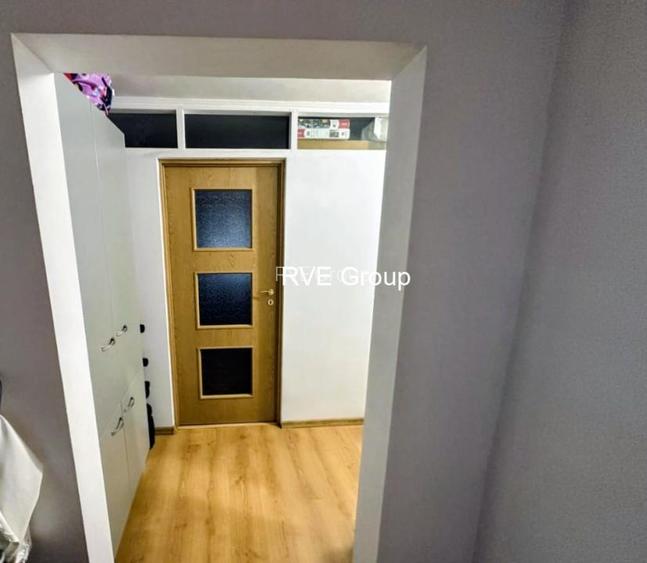 Ap. 2 cam. (1981, 54 mp - decomandat) - 4 min. metrou Crangasi - 4