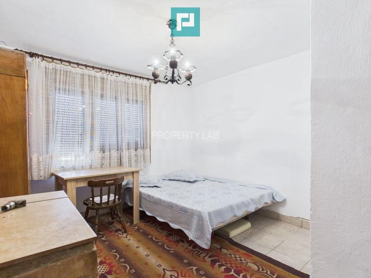 Casă cu etaj Căpâlnaș - 9