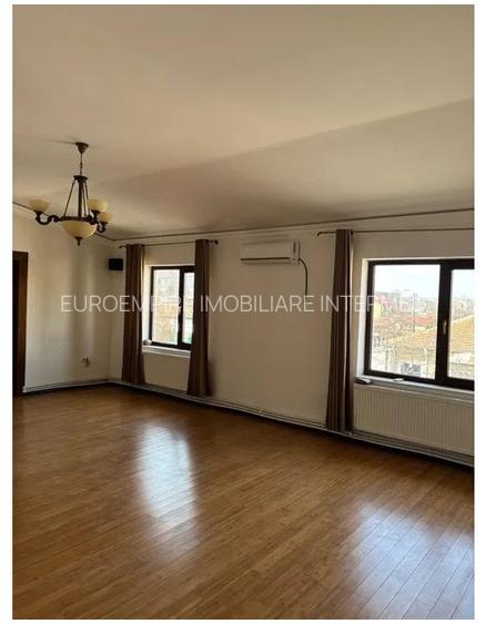 Vila de inchiriat Tomis 2 - 3