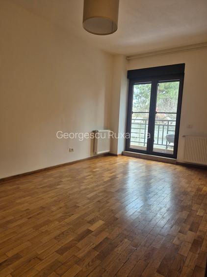 3 camere decomandat, bloc 2010, metrou , pereti interiori din caramida - 8