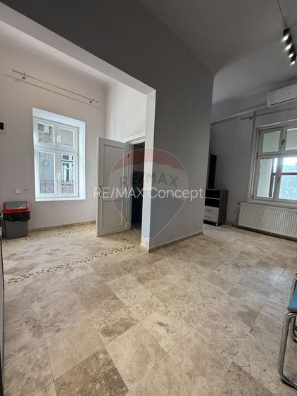 Spațiu de birouri de 250mp de închiriat în zona Ultracentral - 13